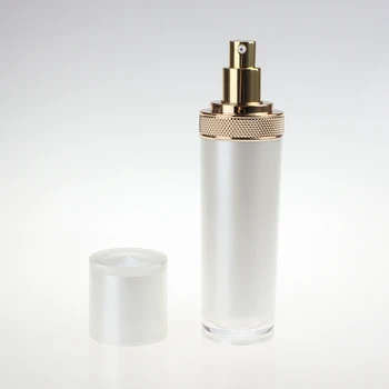 Altın kapaklı akrilik losyon şişesi ile lüks 120 ml kozmetik losyon pompası inci beyazı